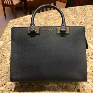 MICHAEL KORS navy purse NWT